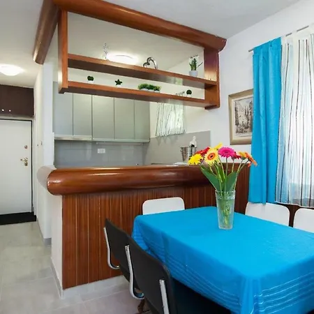 Holiday home Ingrid - Four Bedroom With Pool *