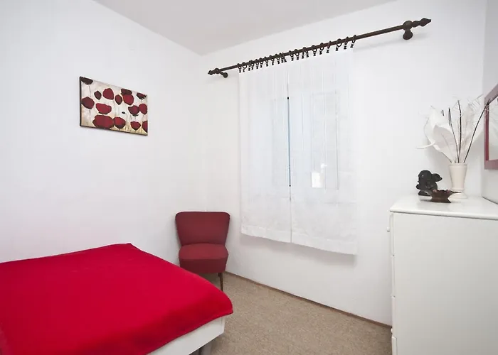 Ingrid - Four Bedroom With Pool *