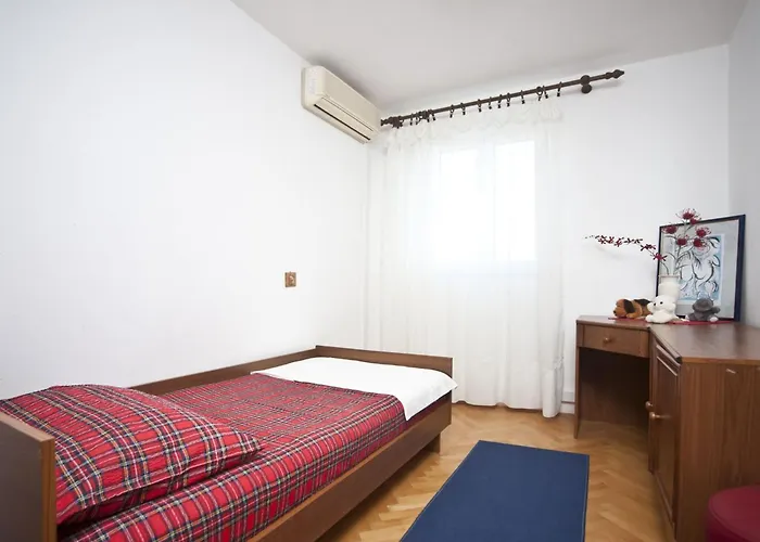 Ingrid - Four Bedroom With Pool *