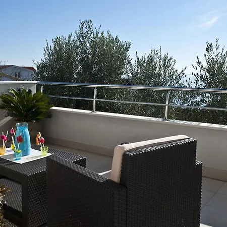 Holiday home Ingrid - Four Bedroom With Pool *